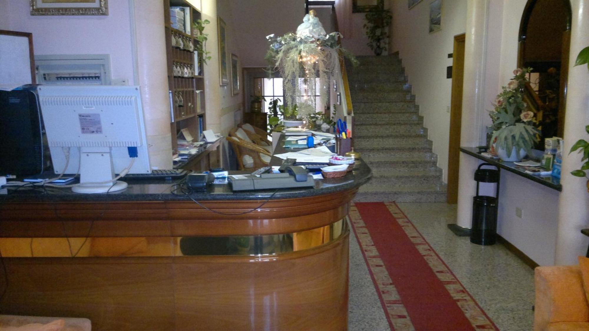 Hotel Centrale Argenta Εξωτερικό φωτογραφία