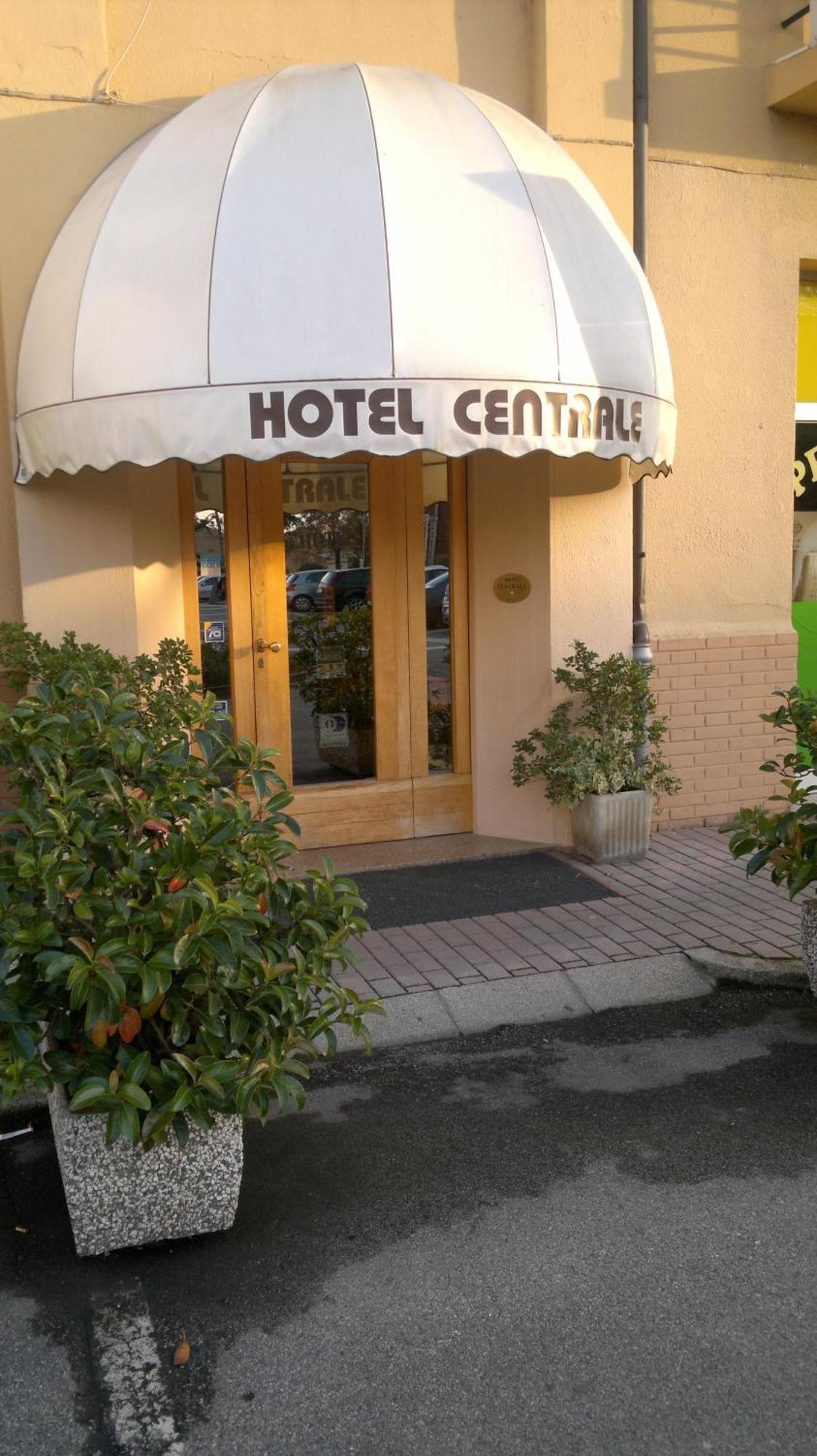 Hotel Centrale Argenta Εξωτερικό φωτογραφία